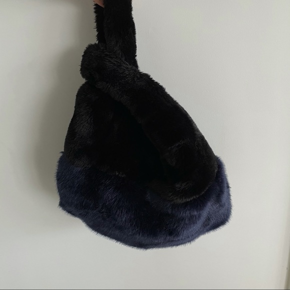 Zara Joint Color Navy Blue Tote - Picture 6 of 7